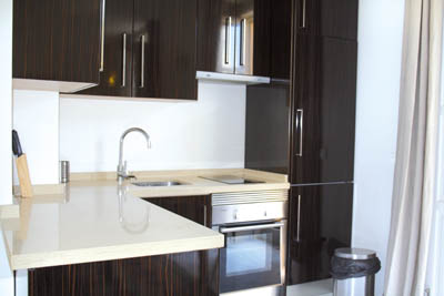 high-standard-apartment-kitchen